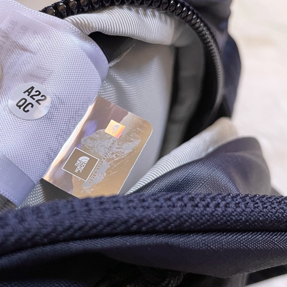 The North Face Router 40 Liter Backpack - Picture 8 of 9